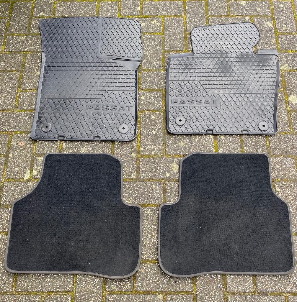 Automatten set Volkswagen Passat B7 (2010-2015), Ophalen, Gebruikt, Volkswagen