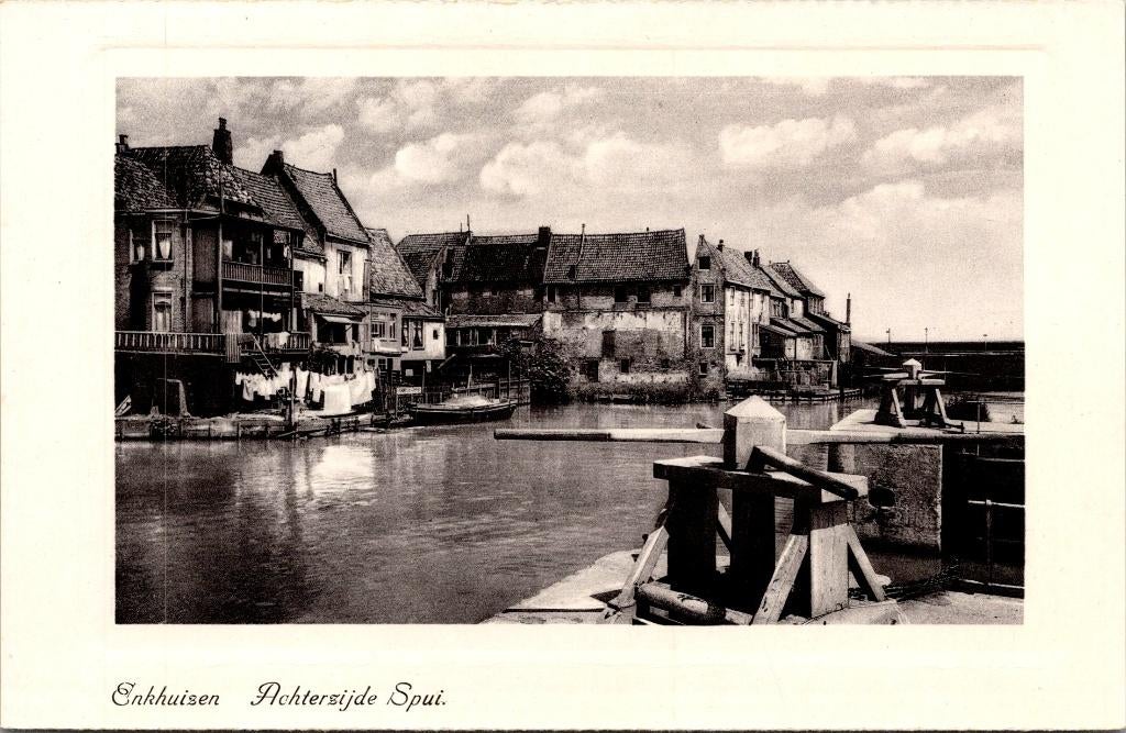 Enkhuizen - Achterzijde Spui, Ophalen of Verzenden, 1920 tot 1940, Ongelopen, Noord-Holland