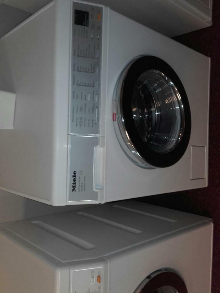 Foto 5 van Tweedehands Miele wasmachines en drogers half jaar garantie