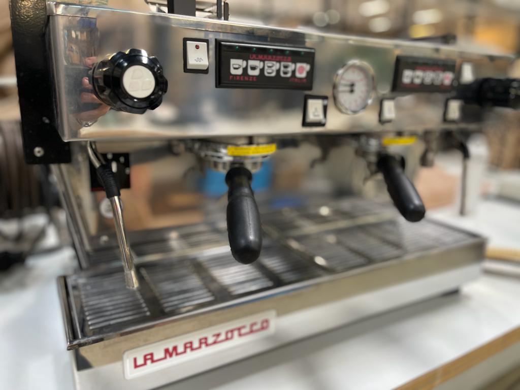 La Marzocco 380V 2 Group, price is ex vat., Ophalen of Verzenden, Gebruikt