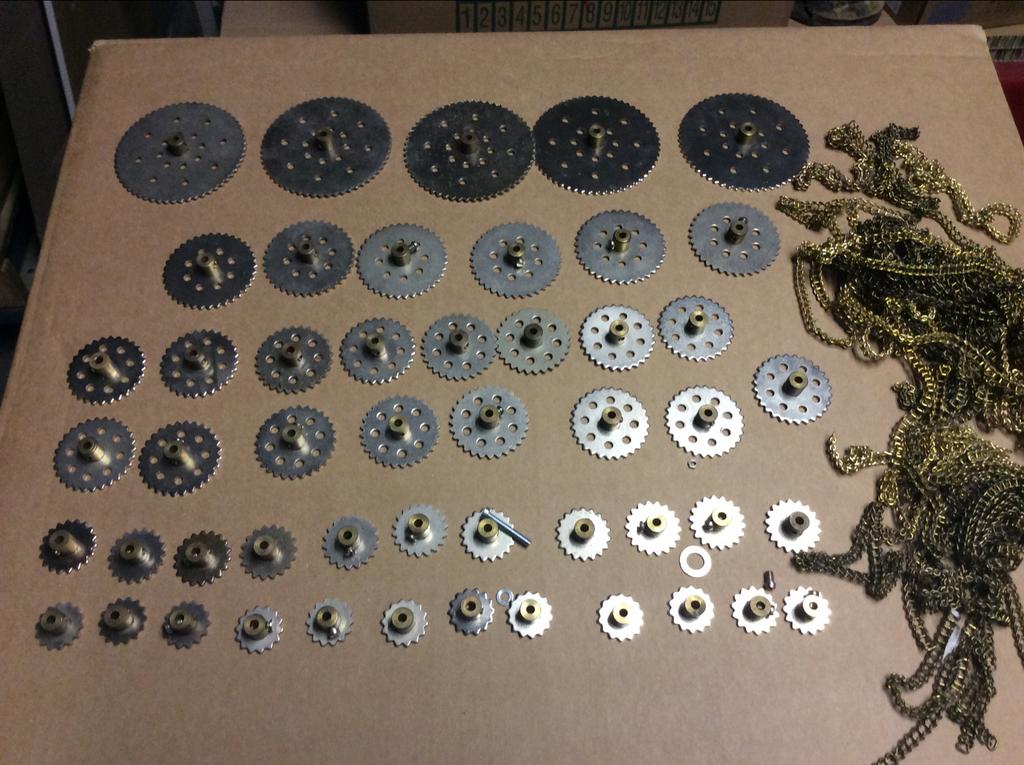 Meccano en Temsi - Tandwielen en Kettingen, Overige merken, Gebruikt, 1:50 of kleiner, Overige typen