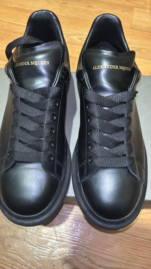 Alexander McQueen Shoes, Kleding | Heren, Nieuw, Ophalen of Verzenden, Sportschoenen, Zwart