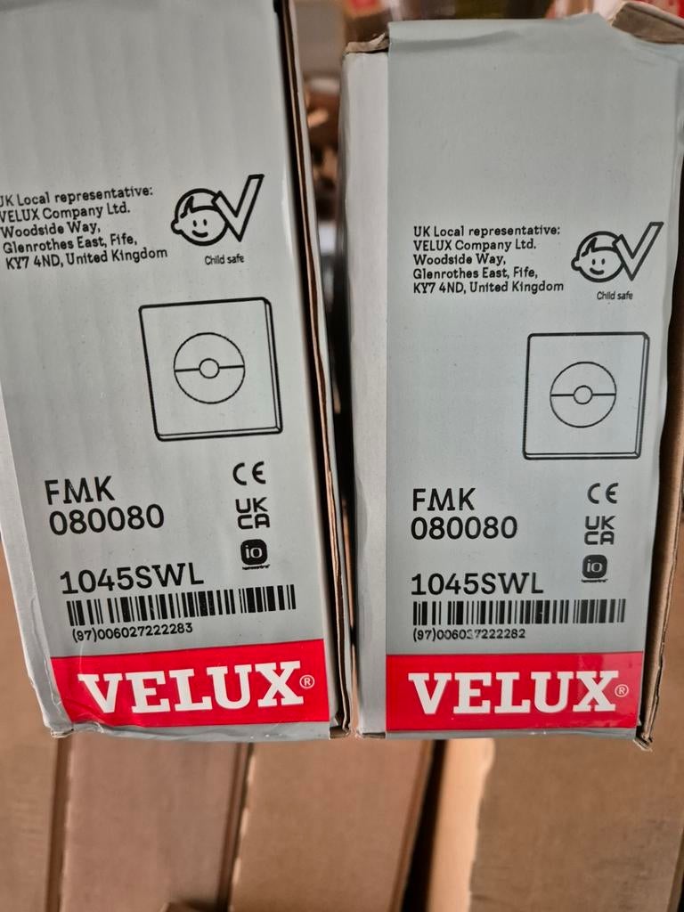 Velux raamdecoratie en buitenzonwering lichtkoepel, Doe-het-zelf en Verbouw, Glas en Ramen, Zo goed als nieuw, Dakraam, Ophalen of Verzenden
