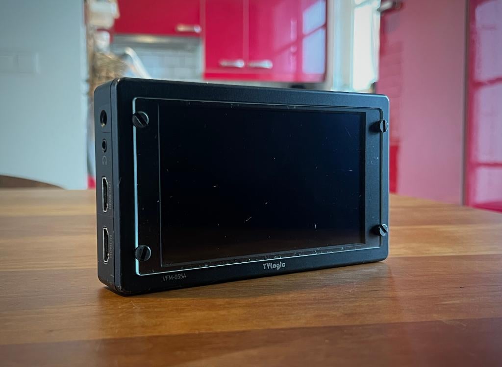 TVLogic VFM-055A, Ophalen of Verzenden, Gebruikt, Video