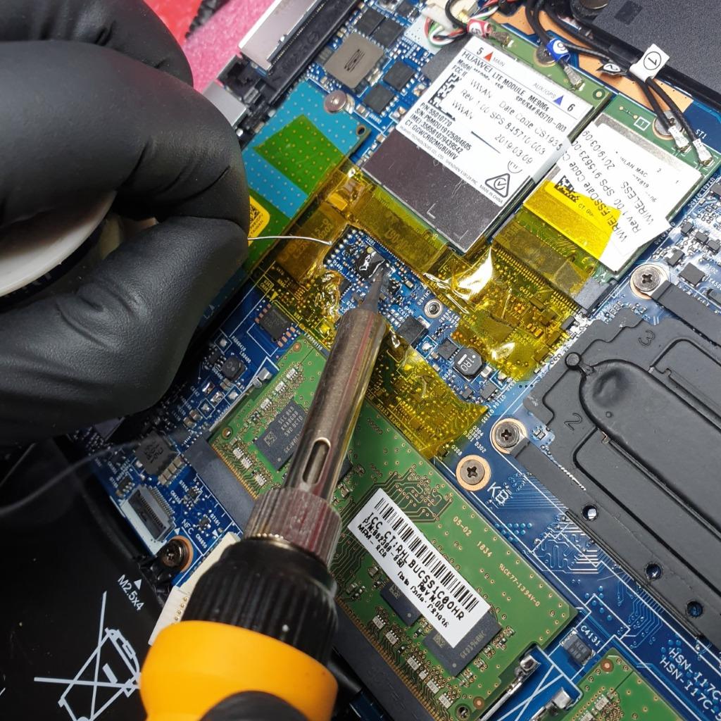Nieuw in doos: Lenovo ThinkPad X13 AMD Ryzen 5 Pro 4650U 8gb, 256 GB, Met videokaart, 2 tot 3 Ghz, Qwerty