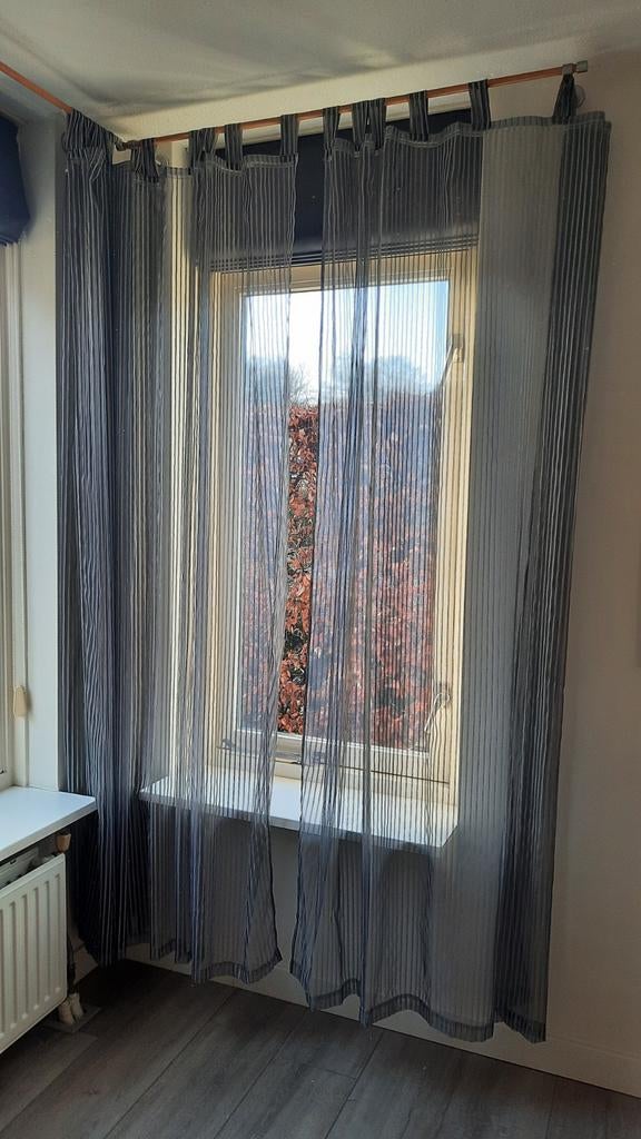 Zilveren vitrage- Organza, Huis en Inrichting, Stoffering | Gordijnen en Lamellen, Ophalen, 200 cm of meer, Zo goed als nieuw