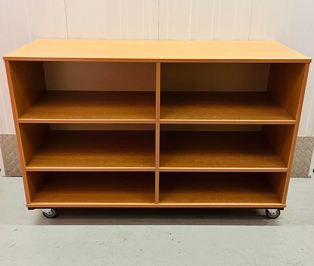 Schoolkast boekenkast speelgoedkast kinderopvang kast, Ophalen, Minder dan 75 cm, 50 tot 70 cm, 105 cm of meer