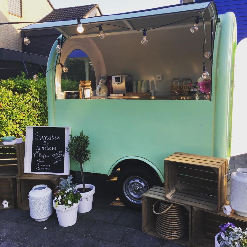 foodtruck, foodtrailer. 99 euro per dag. Ook bedrijfsfeesten, Diensten en Vakmensen, Restaurants en Cateraars, Restaurant