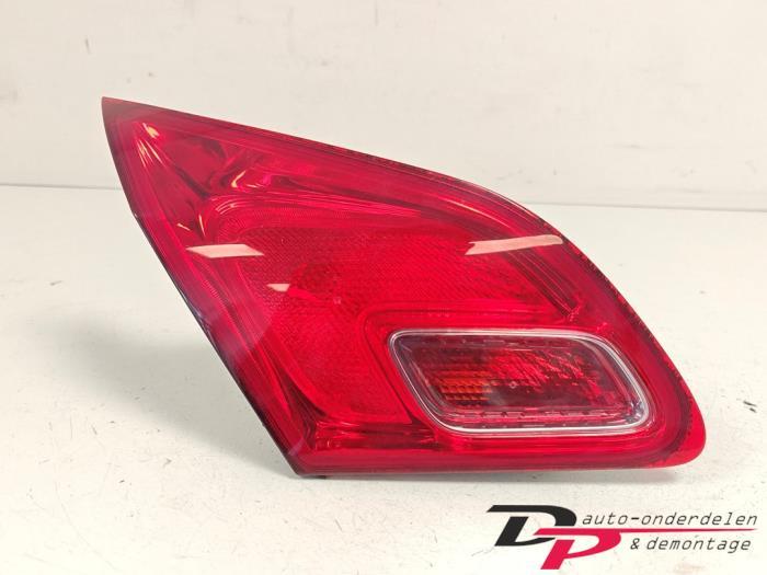 Achterlicht links van een Opel Astra, Gebruikt, -, -, Opel