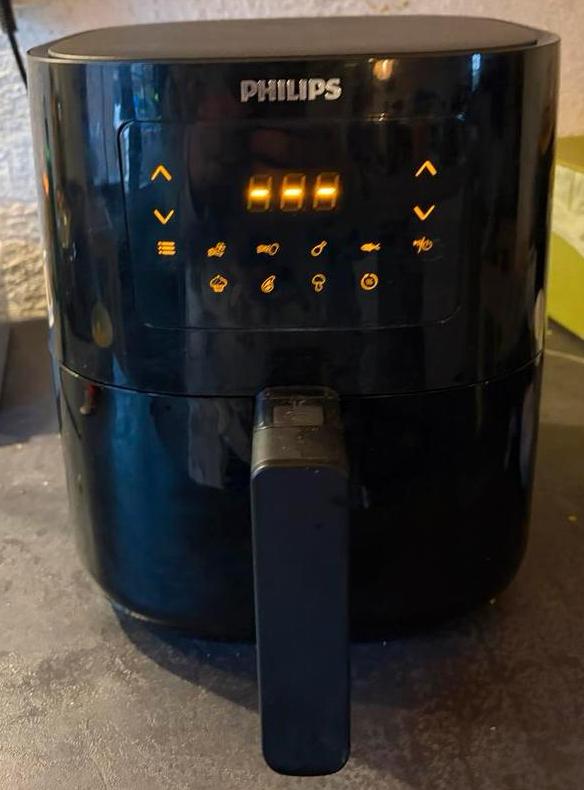 Zo goed als nieuwe Philips Essential Airfryer XL, Ophalen of Verzenden, Zo goed als nieuw, Airfryer XL, 1500 gram of meer