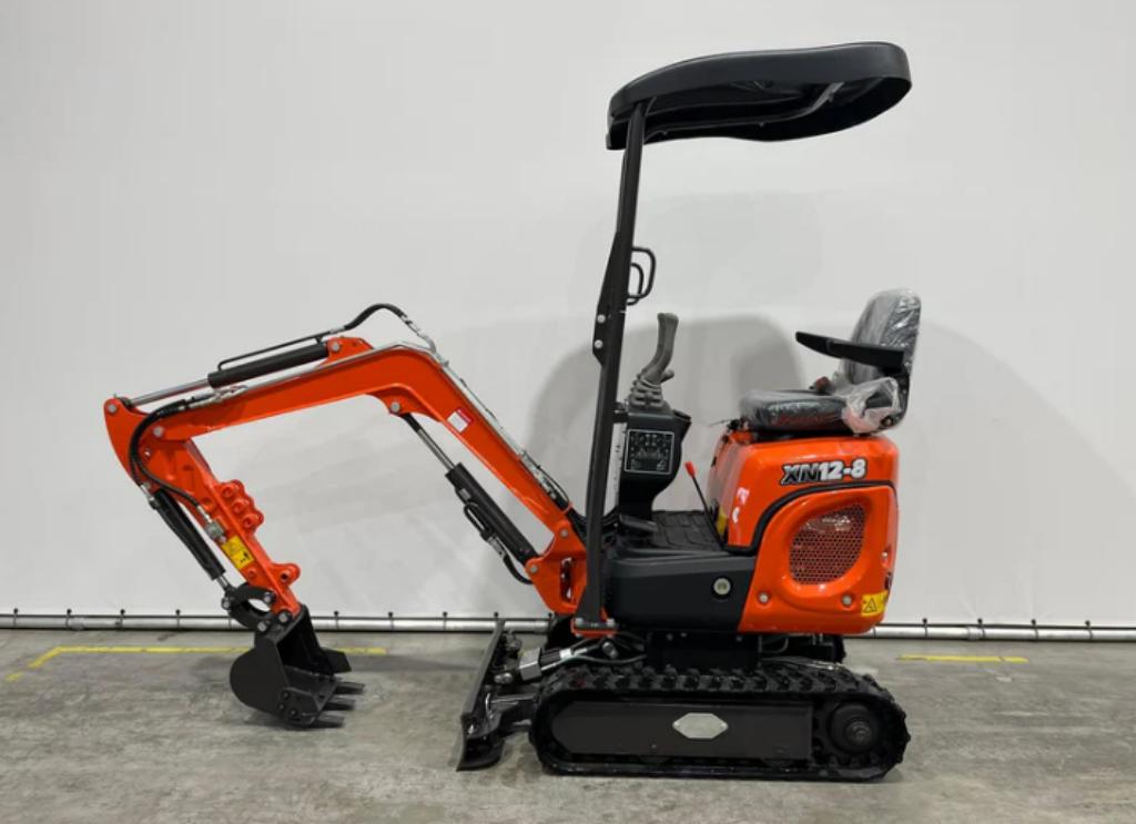 Rhinoceros XN12-8 1200kg 3-cilinder Kubota diesel Minigraver, Ophalen, Graafmachine