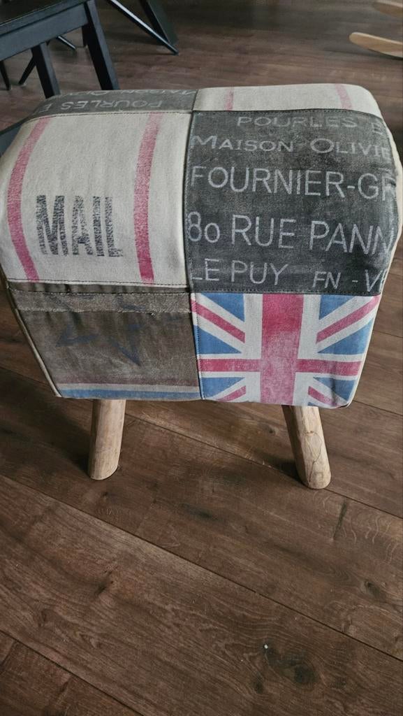 Leuk, stevig krukje voor eetkamer, Huis en Inrichting, Ophalen, Minder dan 50 cm, Gebruikt, Minder dan 50 cm