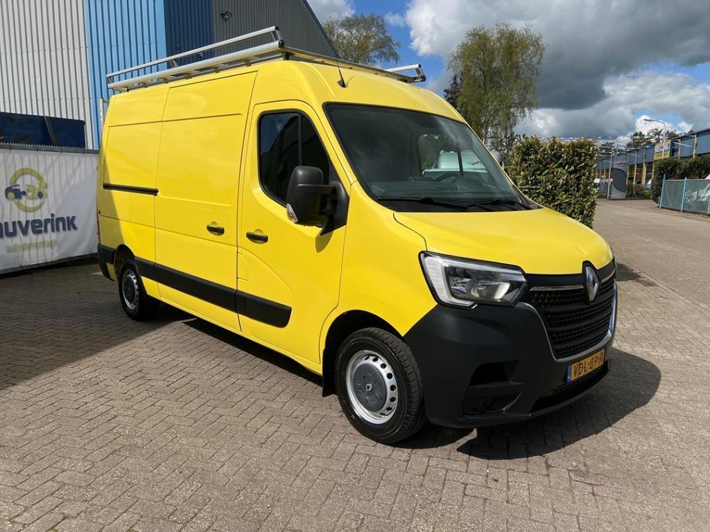 Renault Master CDC 2.3 Energy dCi 150pk L2h2 T35 FWD 2019, Voorwielaandrijving, Stof, Zwart, Renault