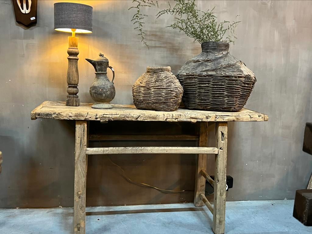 Oude elmwood tafel Sidetable haltafel chinese tafel stoer, Huis en Inrichting, Tafels | Sidetables, Ophalen, 100 tot 150 cm, Zo goed als nieuw