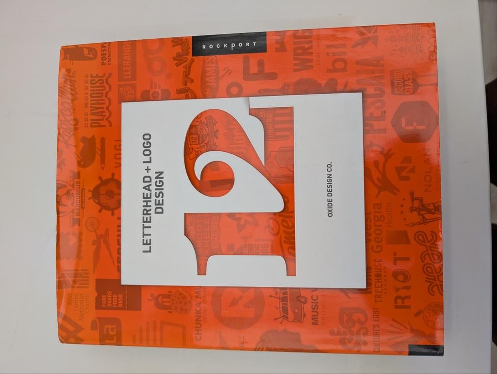 Letterhead + Logo Design boek, Ophalen of Verzenden, Zo goed als nieuw, Fotografie algemeen, Oxide Design Co.