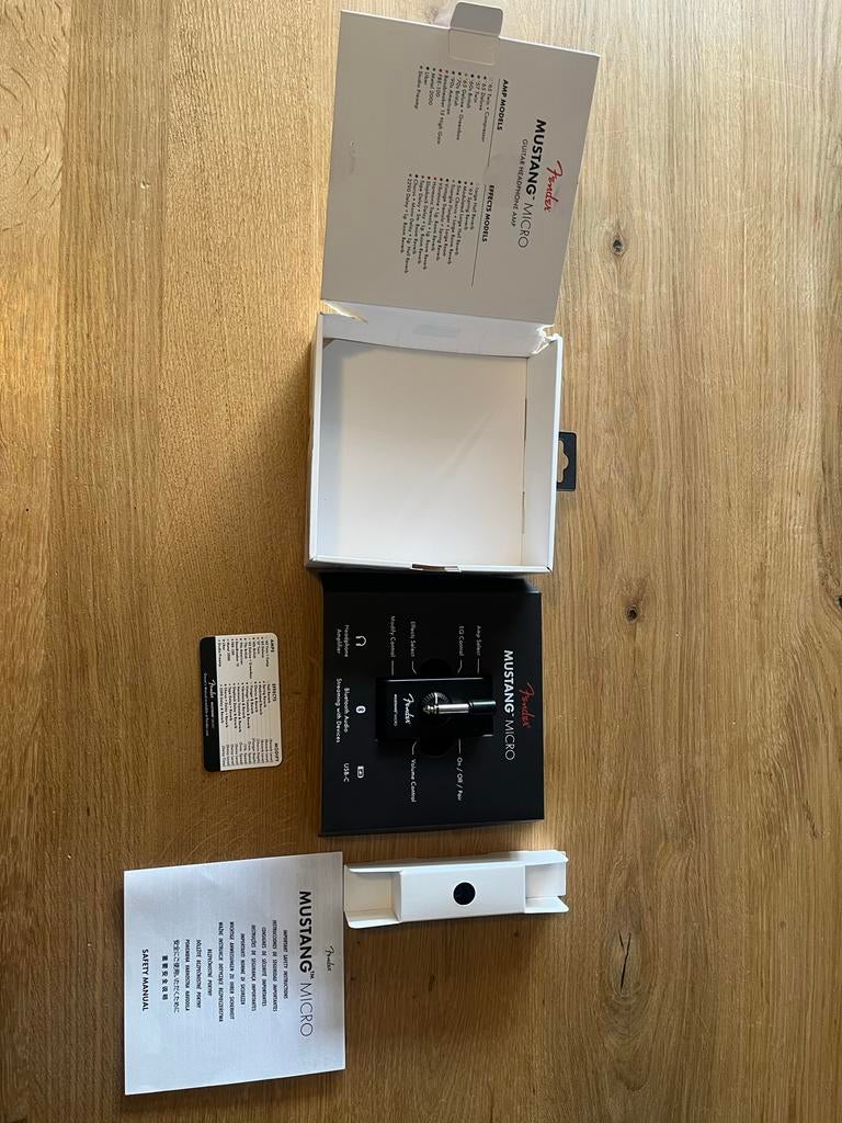 Fender Mustang Micro Versterker, Muziek en Instrumenten, Ophalen of Verzenden, Zo goed als nieuw, Gitaar, Minder dan 50 watt