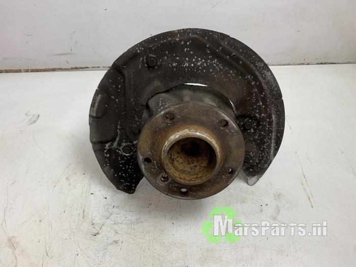 Fusee rechts-voor van een BMW 3-Serie, Gebruikt, -, -, Ophalen of Verzenden