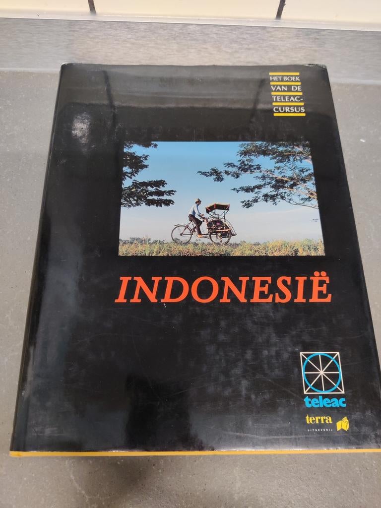 Indonesië - Teleac Terra, Boeken, Gelezen, Overige atlassen, Teleac Terra, Ophalen of Verzenden