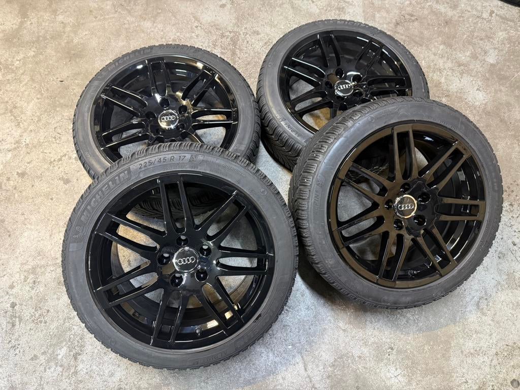 ✅ 17 inch Audi Sport velgen A3 A4 RS3 S3 S4 S-line 5x112, Gebruikt, Banden en Velgen, 17 inch, Personenwagen
