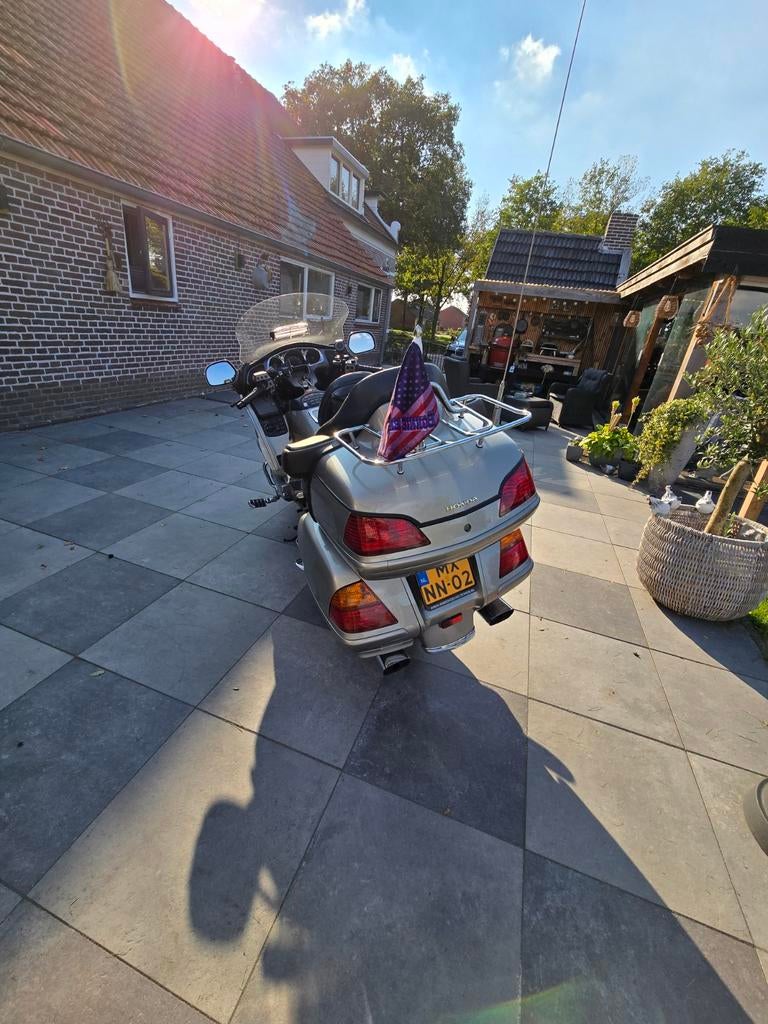 Goldwing GL1800 - 2003 - Nieuwe banden & accu!, Motoren, Motoren | Honda, 4 cilinders, Motorrijbewijs A, Toermotor, 1800 cc