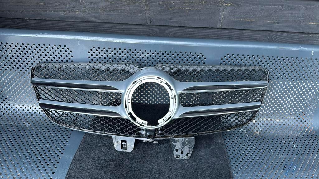 Grille Mercedes Benz V klasse V447 / A4478881200, Ophalen of Verzenden, Voor, Bumper