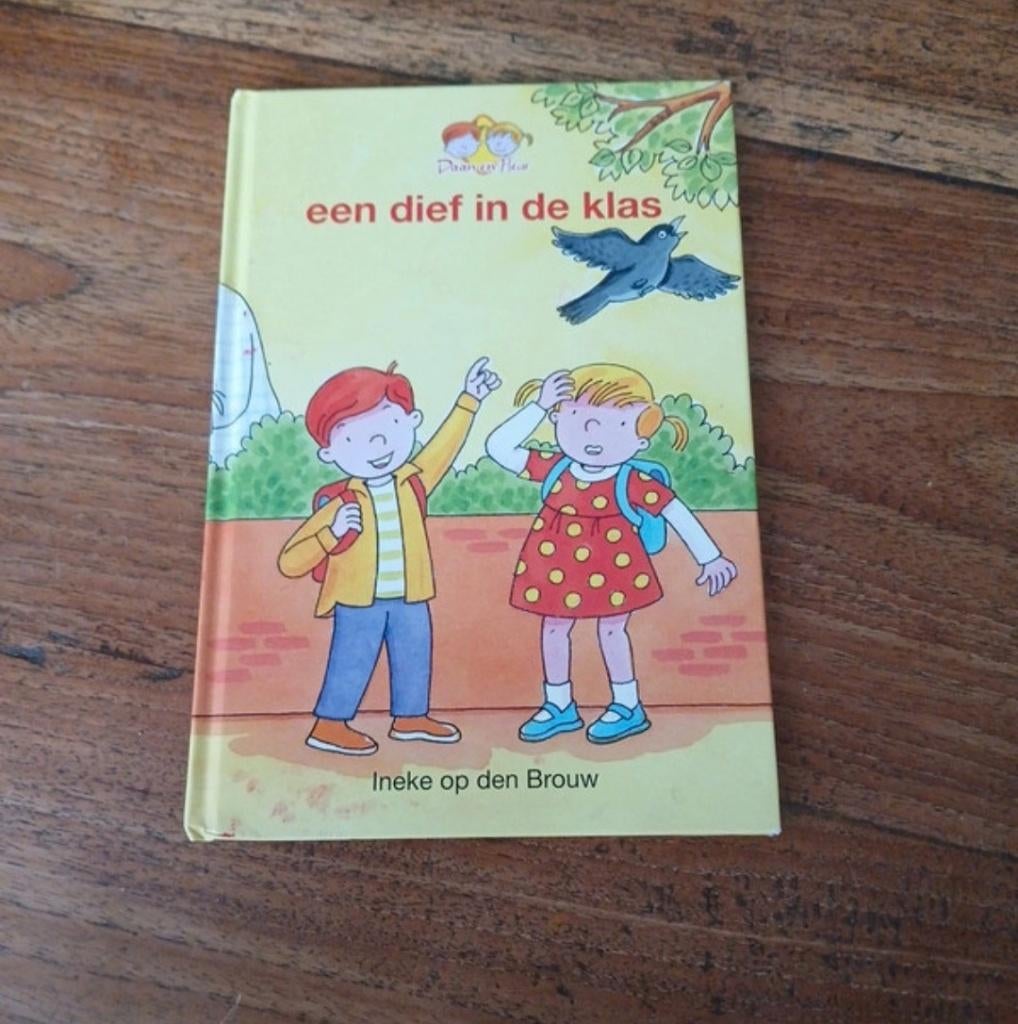 Kinderboek: een dief in de klas., Gelezen, Fictie algemeen, Ophalen of Verzenden, Voorleesboek