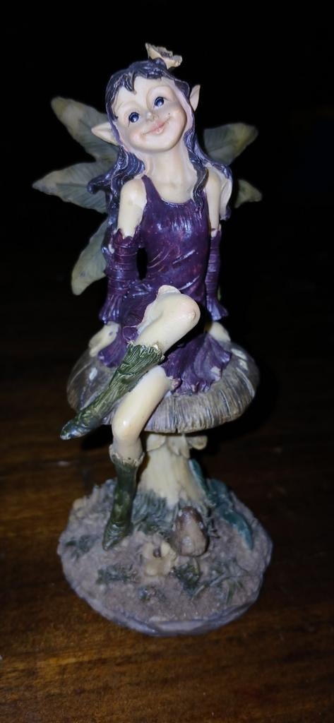 Elfje op paddenstoel - Collector's item, Ophalen