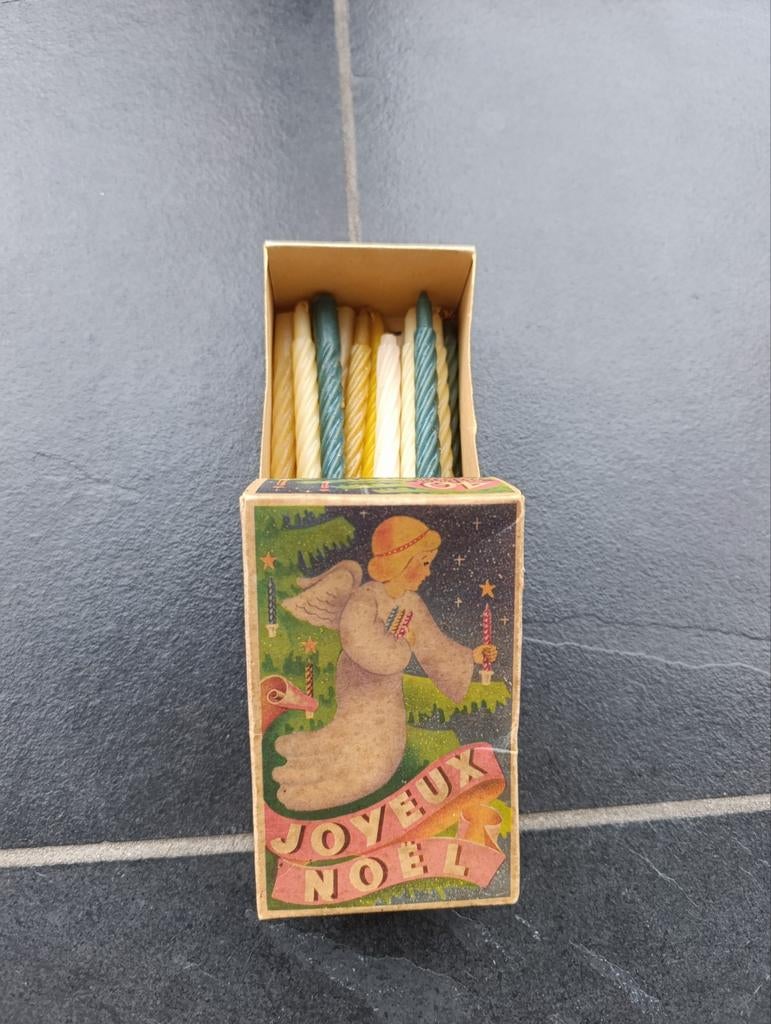 Antiek doosje kaarsjes, Ophalen of Verzenden
