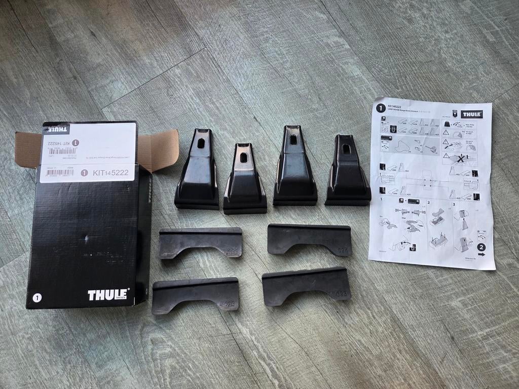 Thule Kit 145222 Land Rover - Dakdrager Bevestigingsset, Auto diversen, Dakdragers, Ophalen of Verzenden, Zo goed als nieuw