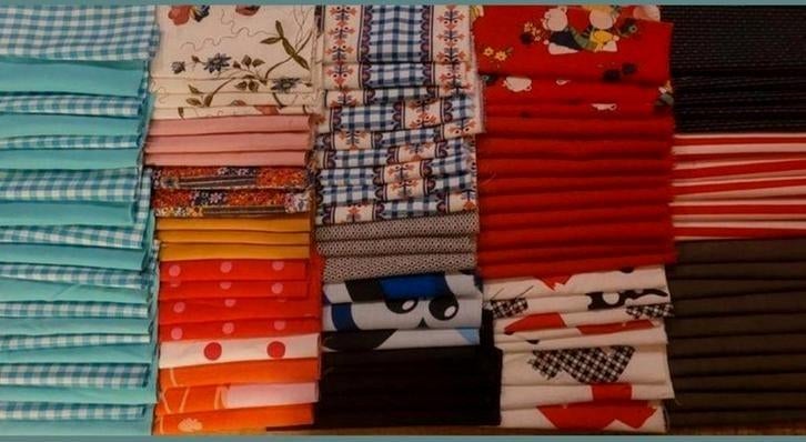 Partij pakket 2 Quilt/ hobbylapjes 100stuks van 10x10cm, Overige materialen, Overige kleuren, Nieuw, Ophalen of Verzenden