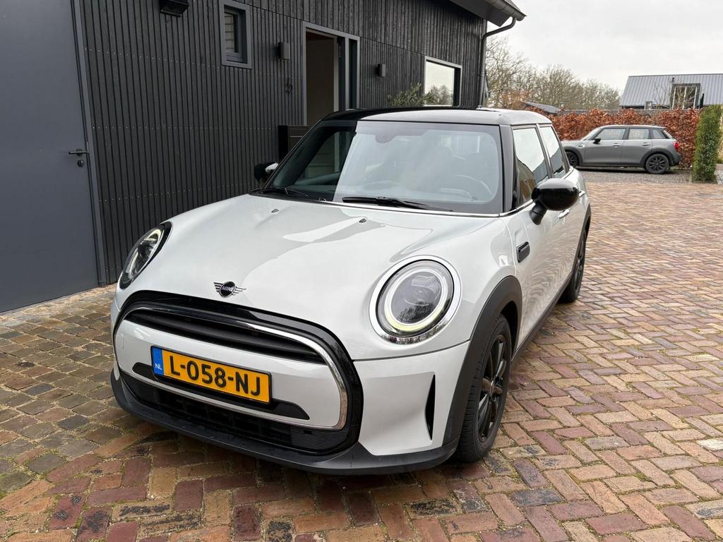 Mini 5-deurs (f55) 1.5 136pk Aut 2021 Wit (BTW auto!), Auto's, Mini, 136 pk, Wit, Origineel Nederlands, Particulier