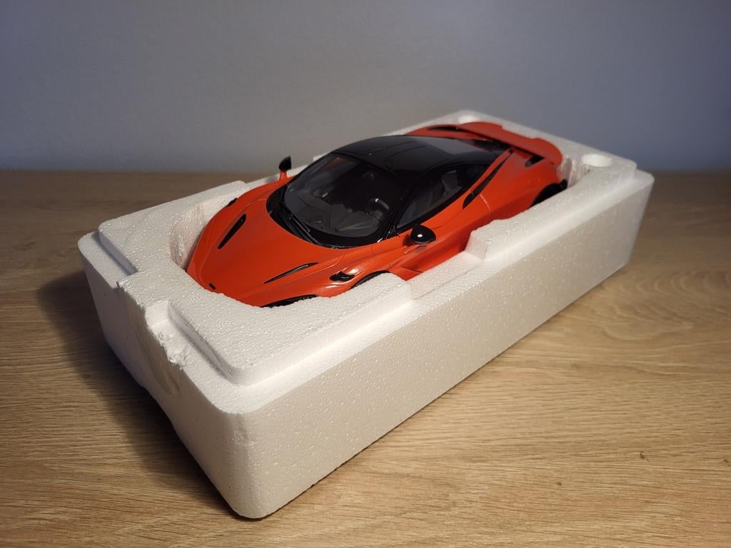 McLaren 765LT - GT Spirit - Oranje, Hobby en Vrije tijd, Modelauto's | 1:18, Ophalen of Verzenden, Zo goed als nieuw, Auto, Overige merken