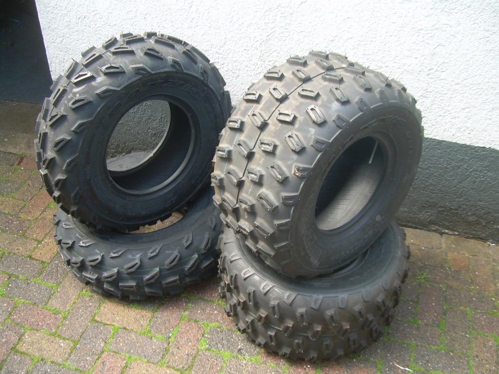 Set Quad banden yamaha Raptor 700 660 YFZ 450 LTZ 400 LTR, Motoren, Onderdelen | Merk-onafhankelijk, Nieuw, Ophalen of Verzenden
