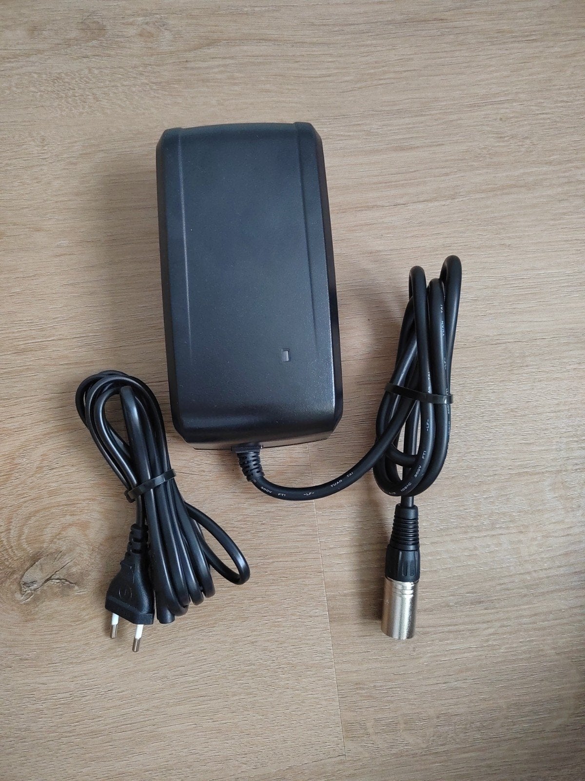 Giant Energypak Oplader 3p, Ophalen of Verzenden, Nieuw