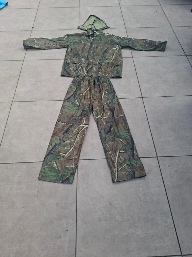 Regenjas + broek XL fox aqau solar nash jag bb avid jrc, Watersport en Boten, Ophalen of Verzenden, Zo goed als nieuw, Overige typen