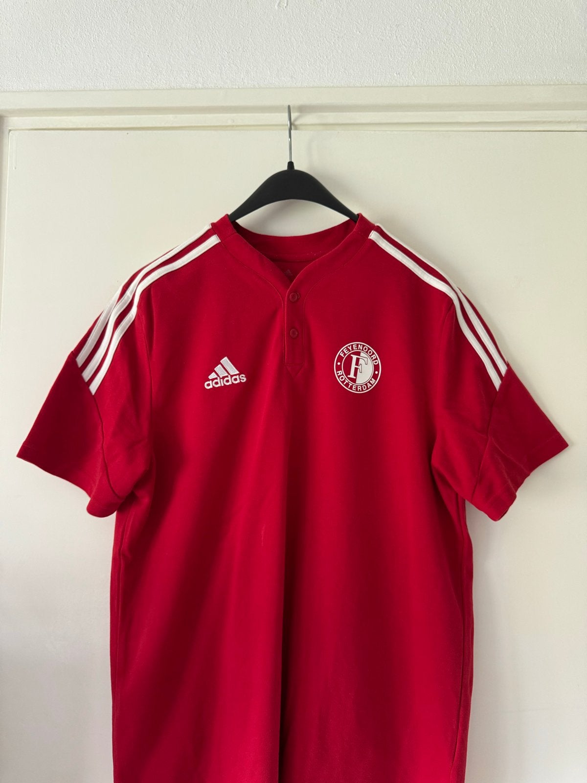 Adidas Feyenoord Trainingsshirt Rood Maat L, Maat 52/54 (L), Ophalen of Verzenden, Zo goed als nieuw, Voetbal