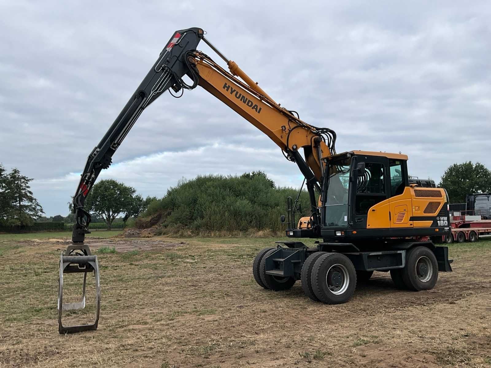 2018 Hyundai HW180 Op- en overslagkraan, Zakelijke goederen, Machines en Bouw | Kranen en Graafmachines, Graafmachine