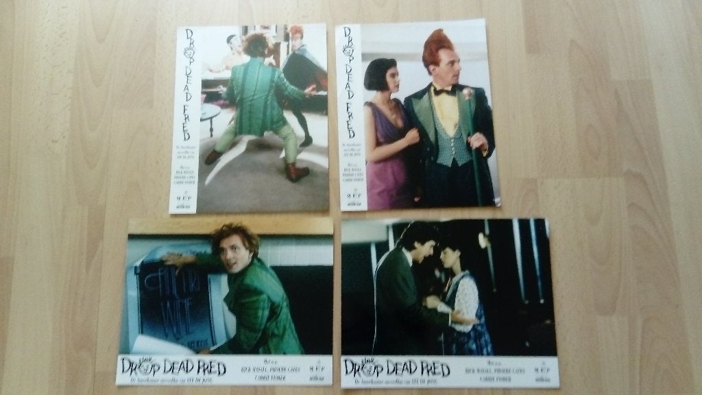 Nederlandse Lobby Cards Drop Dead Fred (1991) (Tien stuks), Verzamelen, Ophalen of Verzenden, Gebruikt, Film, Foto of Kaart