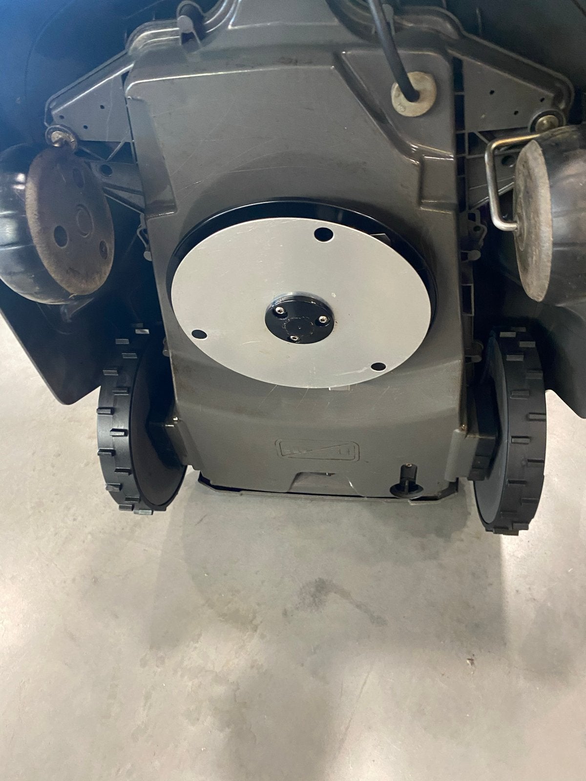 Husqvarna Automower  310 en 430X Robotmaaier - Gebruikt, Tuin en Terras, Robotmaaiers, Ophalen of Verzenden, Gebruikt, Meer dan 25 cm