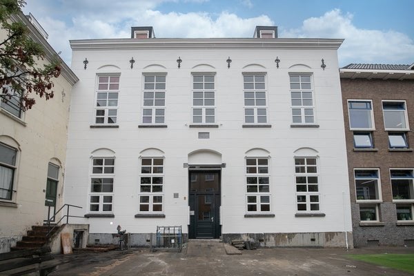 NIEUW! Woonruimte te huur Zwederstraat, Rotterdam