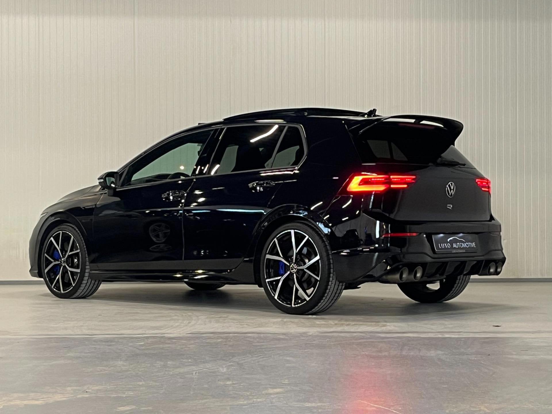 Volkswagen Golf 2.0 TSI R 4Motion | AKRAPOVIC | PANO | LEDER, Auto's, Volkswagen, Automaat, Gebruikt, Euro 6, 4 cilinders