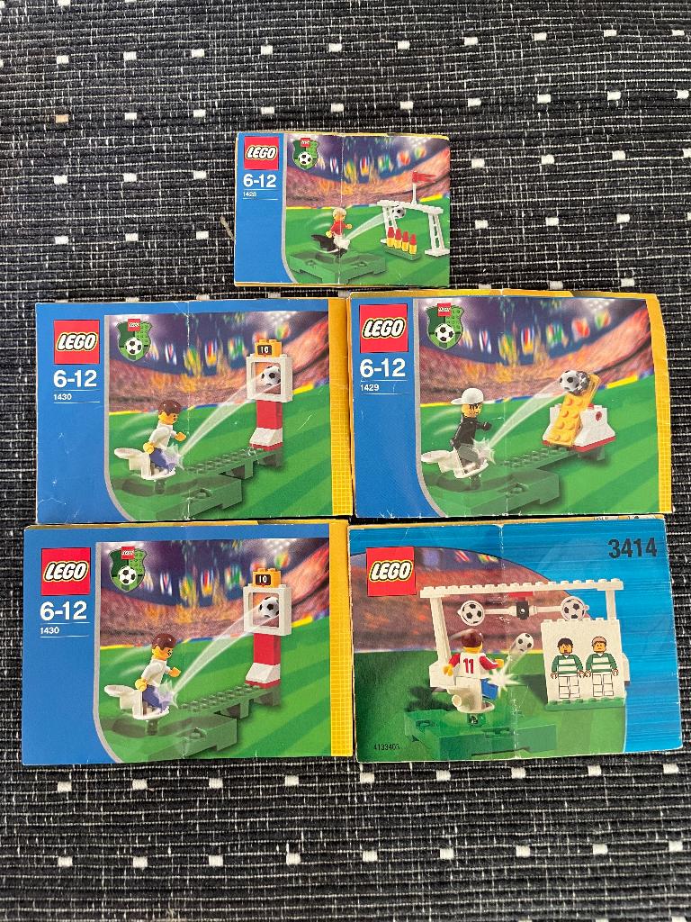 Lego 1428, 1429, 1430 en  3414 Voetbal, Kinderen en Baby's, Speelgoed | Duplo en Lego, Overige thema's, Lego, Ophalen of Verzenden