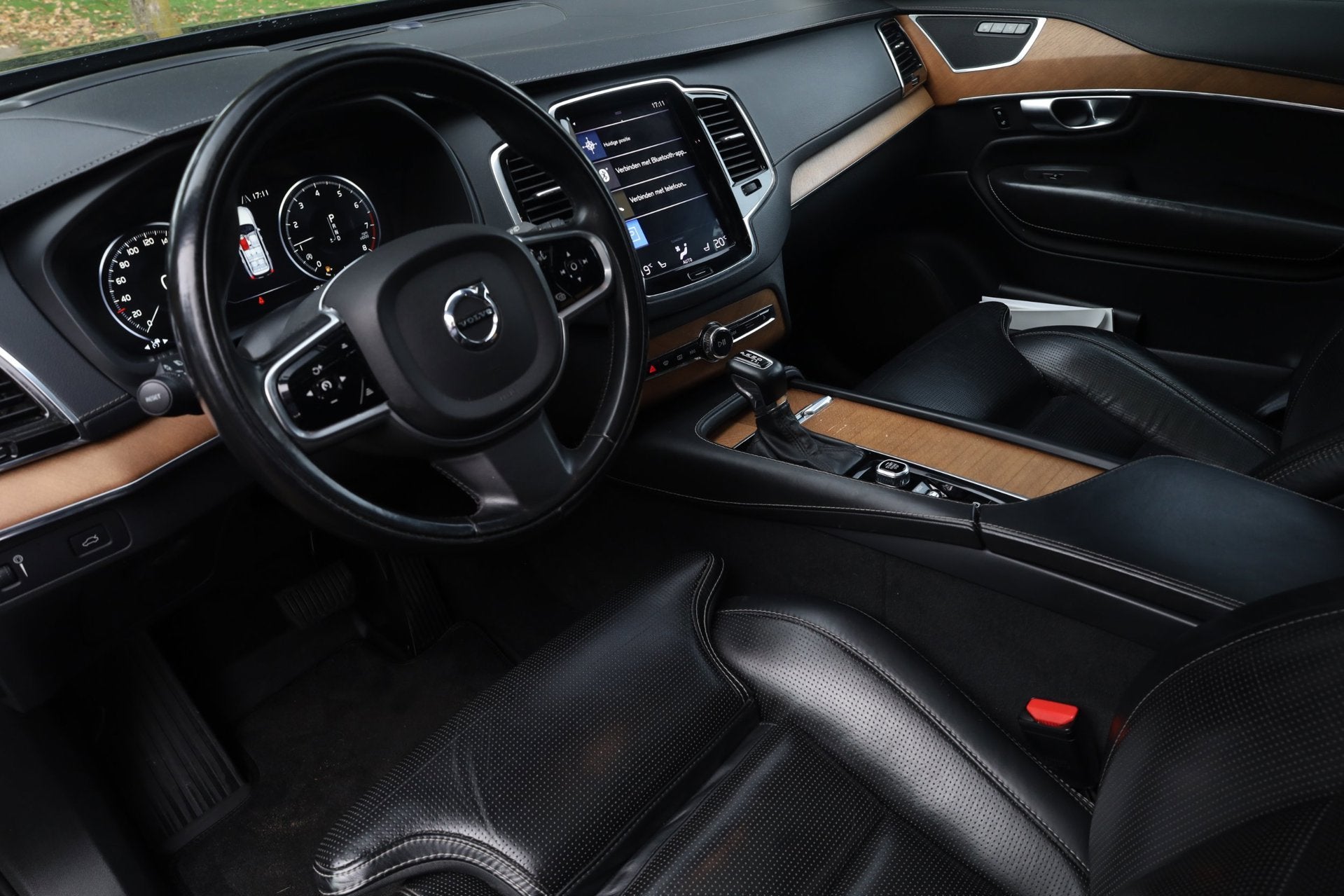 Volvo XC90 2.0 T5 AWD Inscription Aut. | Panorama | HUD | El, Gebruikt, 4 cilinders, 1969 cc, 7 stoelen