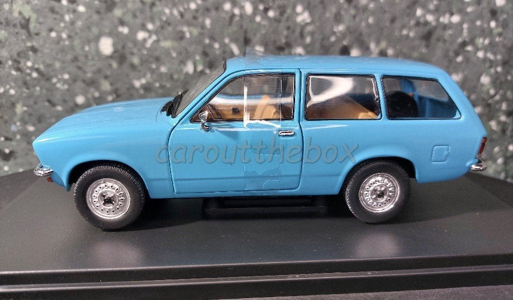 Opel Kadett C caravan blauw 1/24 Whitebox WB088, Hobby en Vrije tijd, Modelauto's | 1:24, Verzenden, Nieuw, Auto, Overige merken