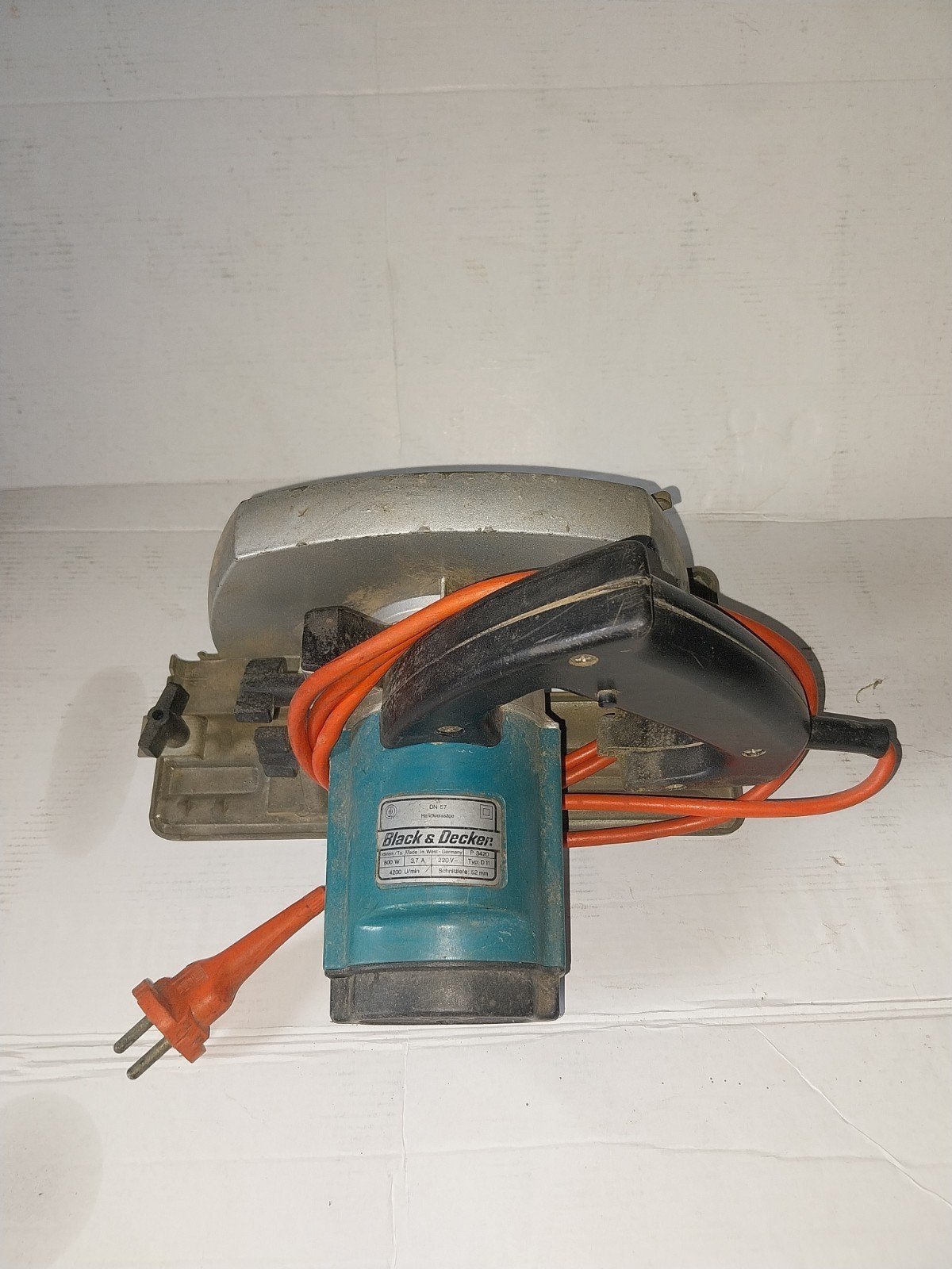 Black & Decker Cirkelzaag DN 57 - 800W, 52mm zaagdiepte, Doe-het-zelf en Verbouw, Ophalen, Gebruikt, Cirkelzaag, 600 tot 1200 watt
