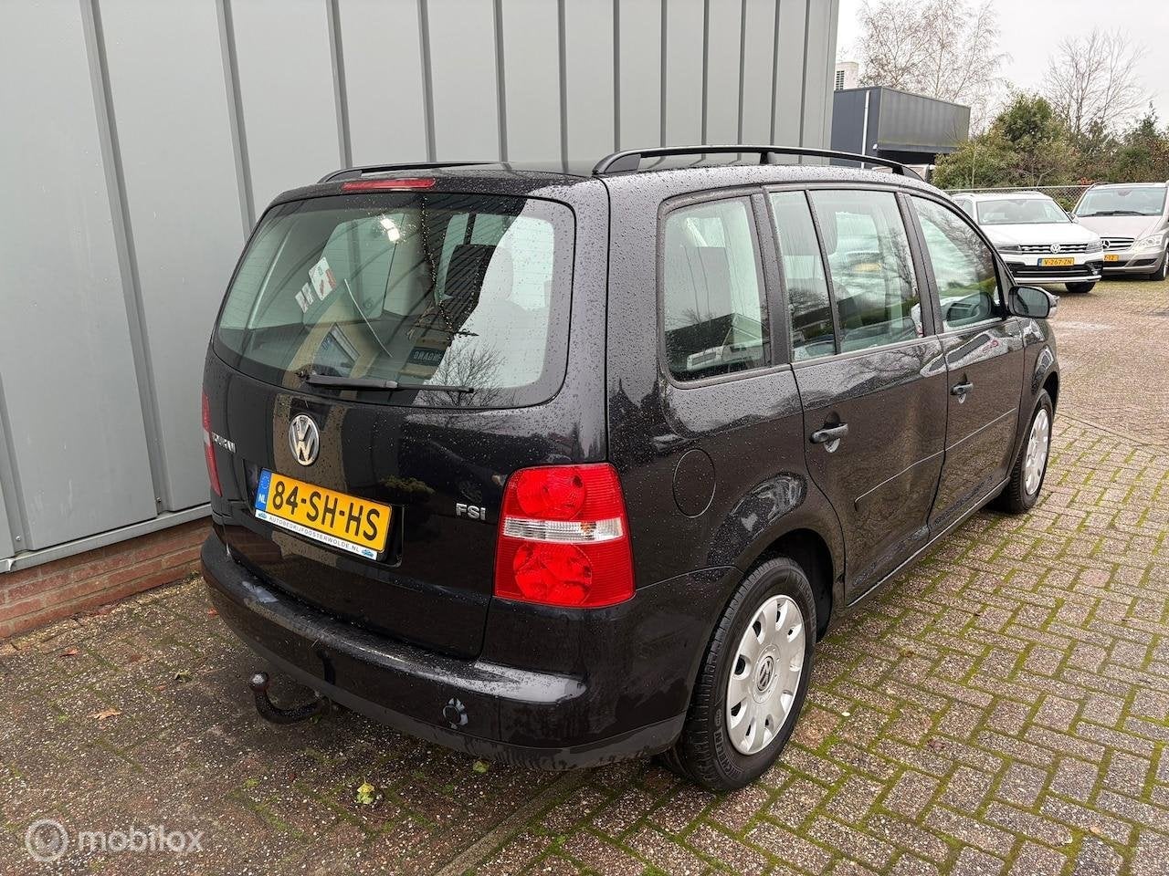 Volkswagen Touran 1.6-16V FSI Business NAP - AIRCO - CRUISE, Auto's, Voorwielaandrijving, Electronic Stability Program (ESP), 4 cilinders