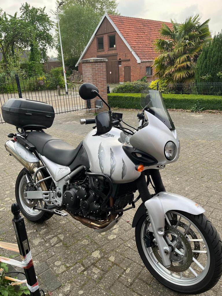 Triumph tiger 955I, Motoren, Ophalen, Gebruikt
