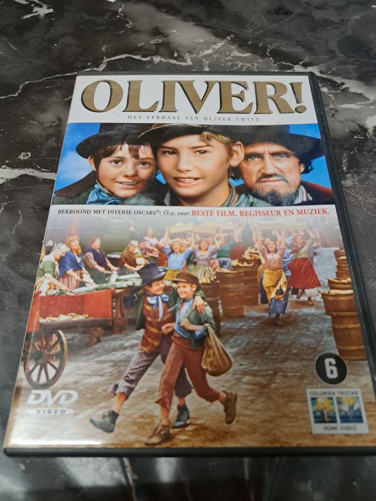 Oliver, Drama, Ophalen of Verzenden, Zo goed als nieuw, Alle leeftijden