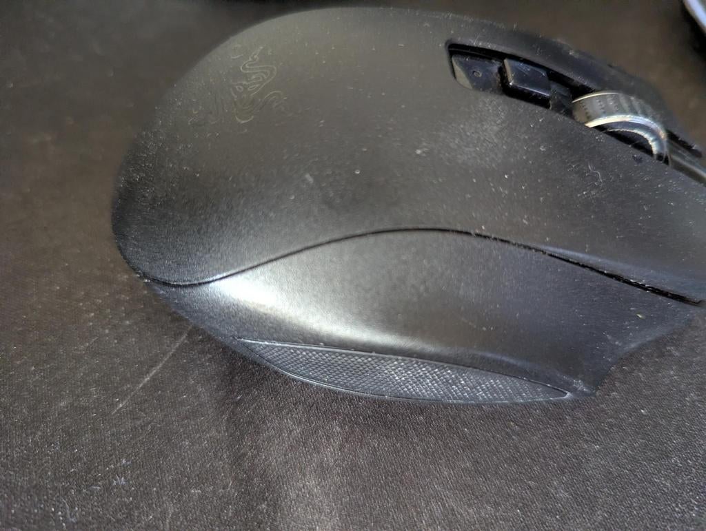 Razer Naga V2 Hyperspeed, Ophalen, Rechtshandig, Muis, Gebruikt