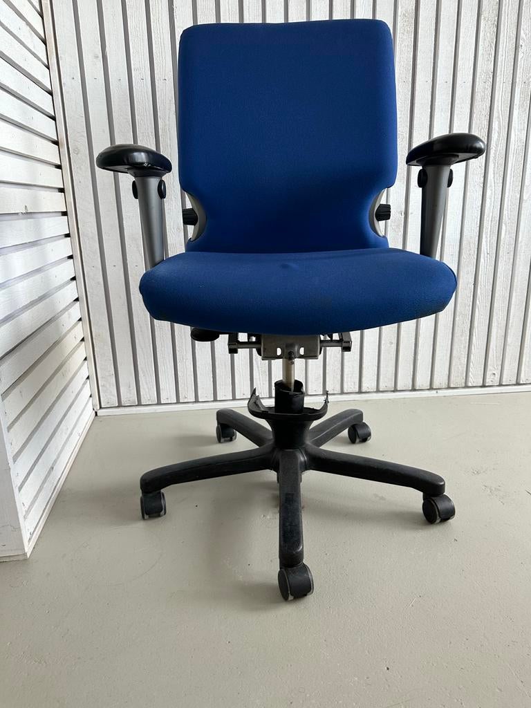 2x Comforto 77 Blauwe Bureaustoelen, Ophalen, Gebruikt, Blauw, Bureaustoel